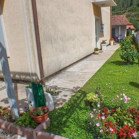 Apartments Kovac Тиват Екстериор снимка