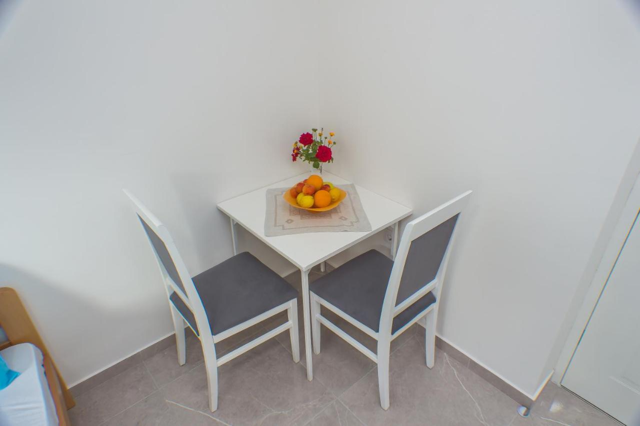 Apartments Kovac Тиват Екстериор снимка