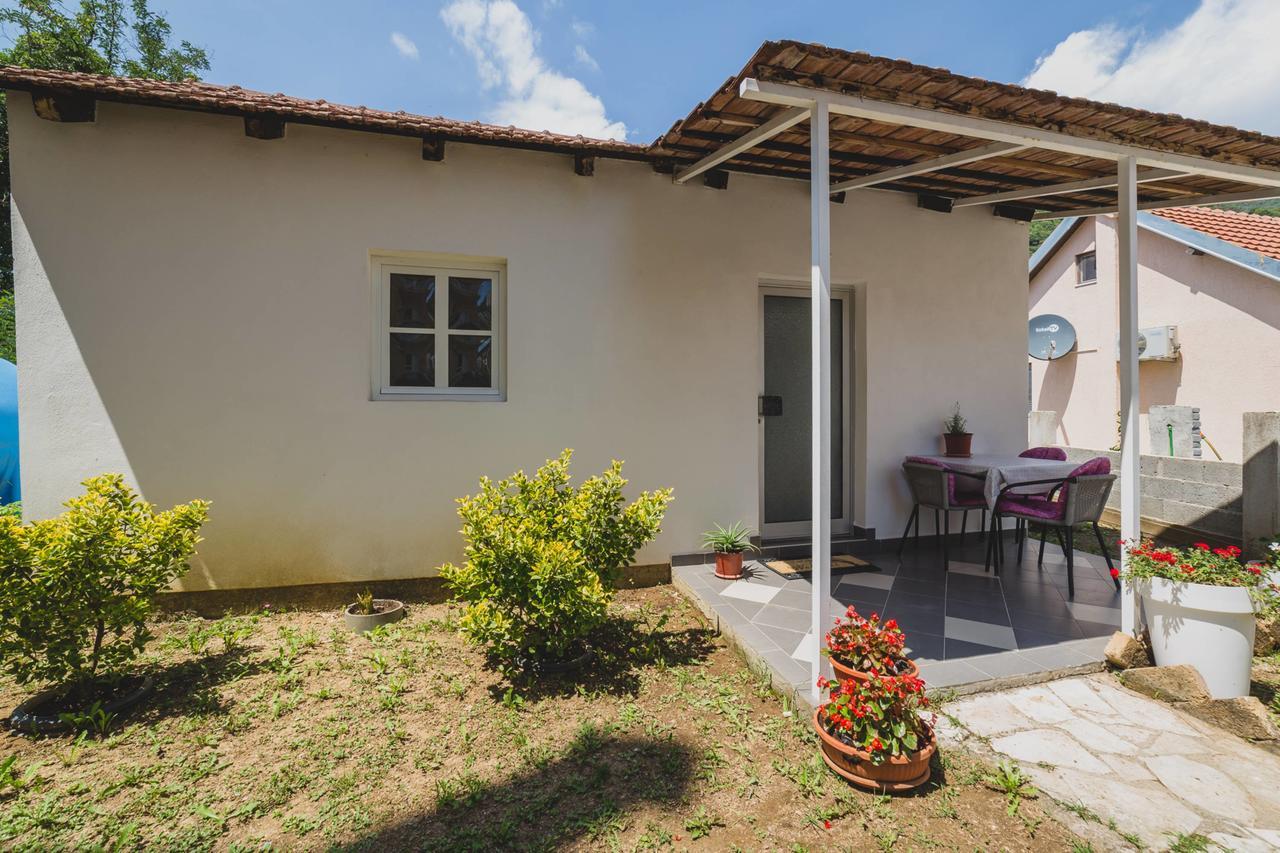 Apartments Kovac Тиват Екстериор снимка