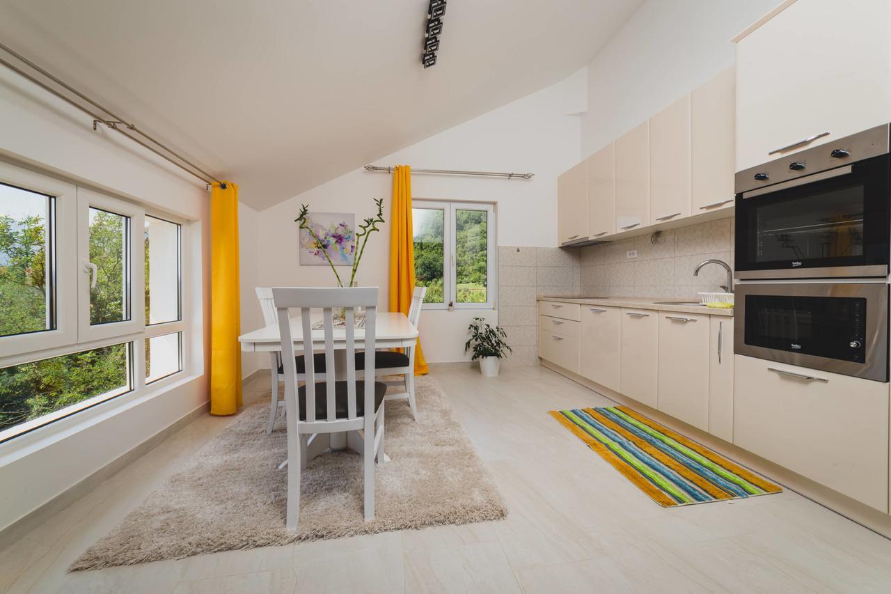 Apartments Kovac Тиват Екстериор снимка