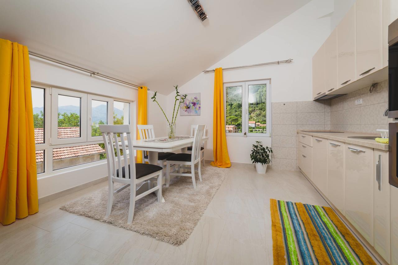 Apartments Kovac Тиват Екстериор снимка