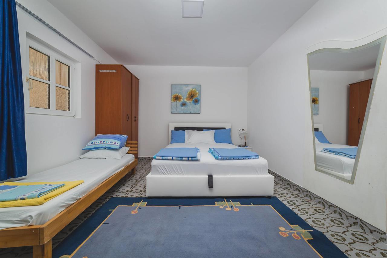 Apartments Kovac Тиват Екстериор снимка