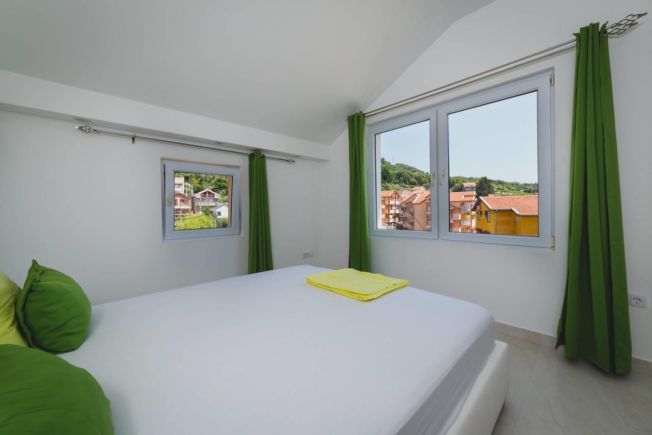 Apartments Kovac Тиват Екстериор снимка
