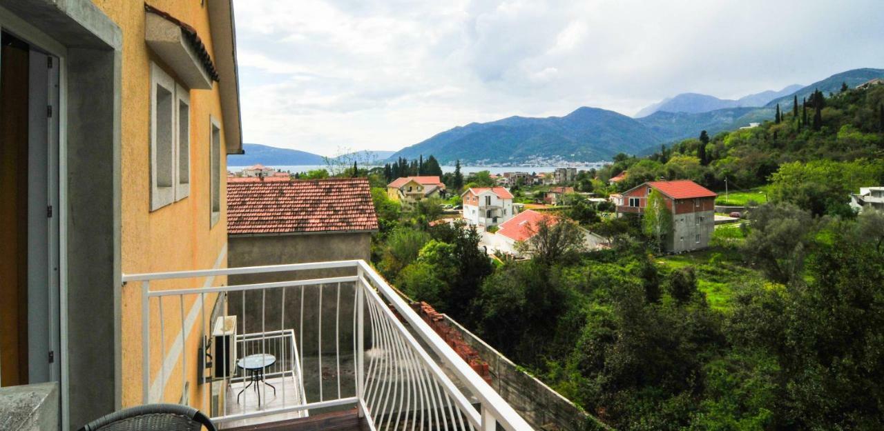 Apartments Kovac Тиват Екстериор снимка